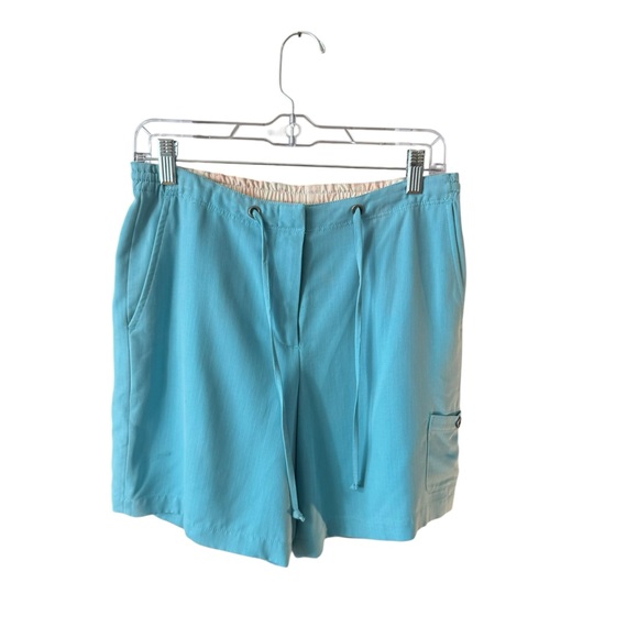 VINTAGE Tommy Bahama 100% Silk Shorts Size 6 Light Blue Resortwear Summer Casual - Picture 9 of 9